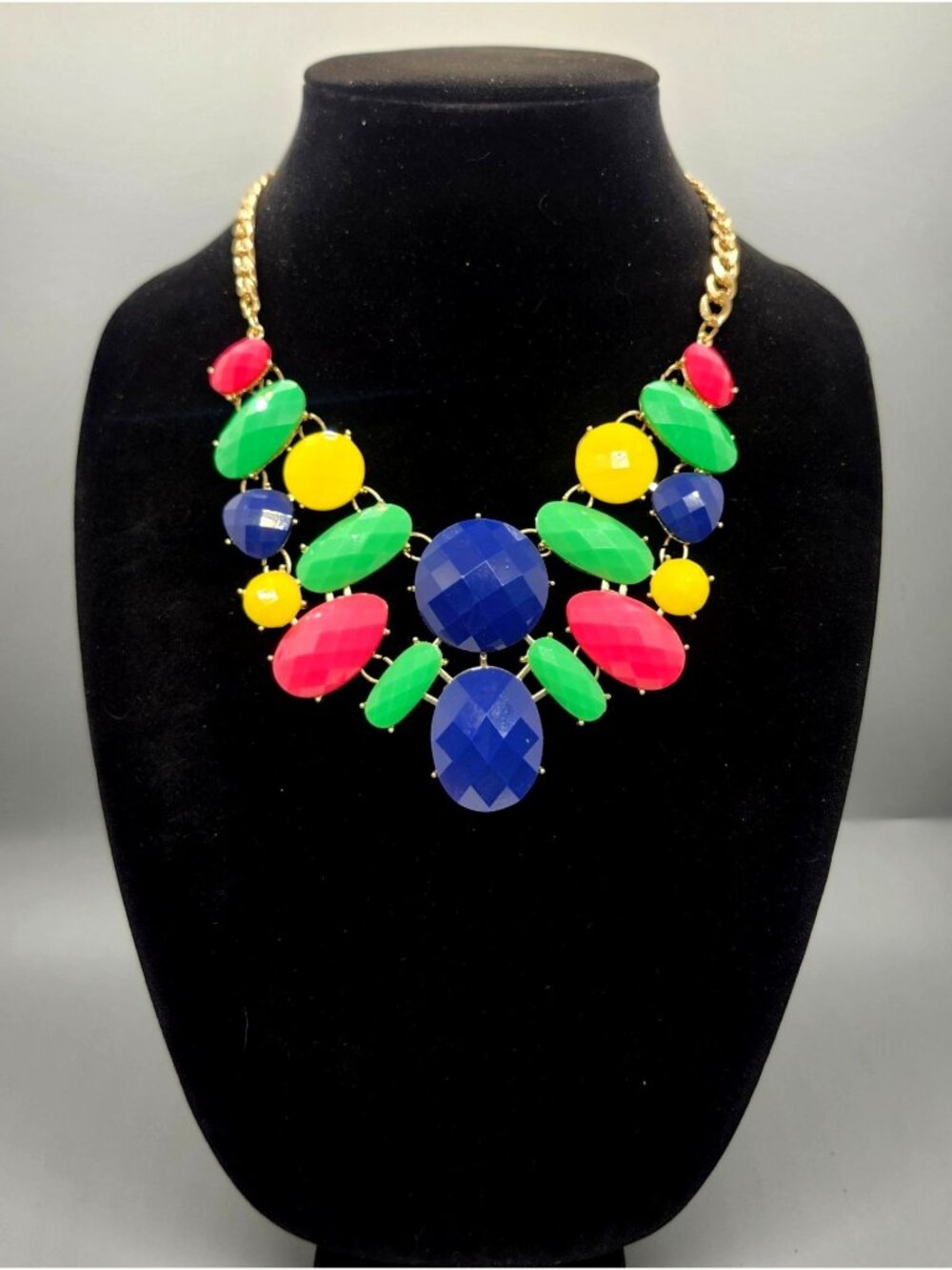 Bold Multicolor Statement Necklace With Faceted Gemstones & Gold-Tone Chain Adju